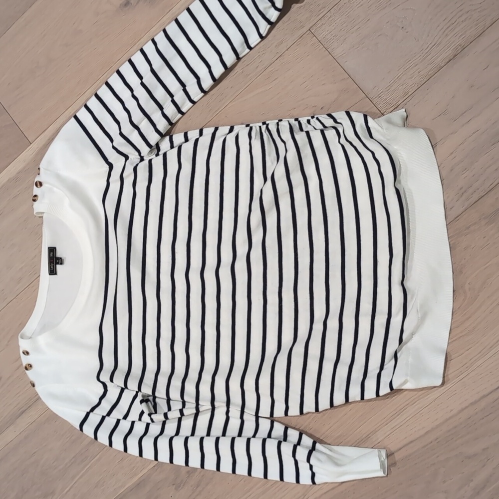 Maternity sweater
